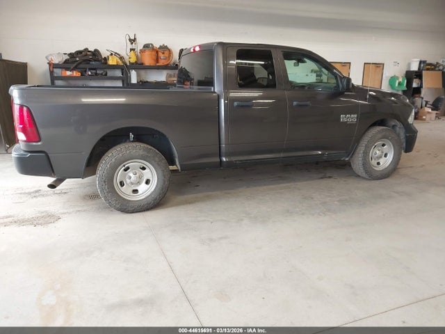 1C6RR7FG9KS629524 RAM 1500 Classic Tradesman 4x4 6&#039;4 Box