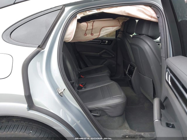 Porsche Cayenne Coupe Gts 2021 WP1BG2AY3MDA49131 Image 8