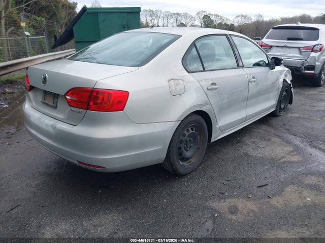 Продаж на аукціоні авто 2011 Volkswagen Jetta 2.5l Se, vin: 3VWDX7AJ7BM324685, номер лоту: 44615721