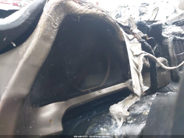 2T3WFREV6FW135196 Toyota Rav4 Xle