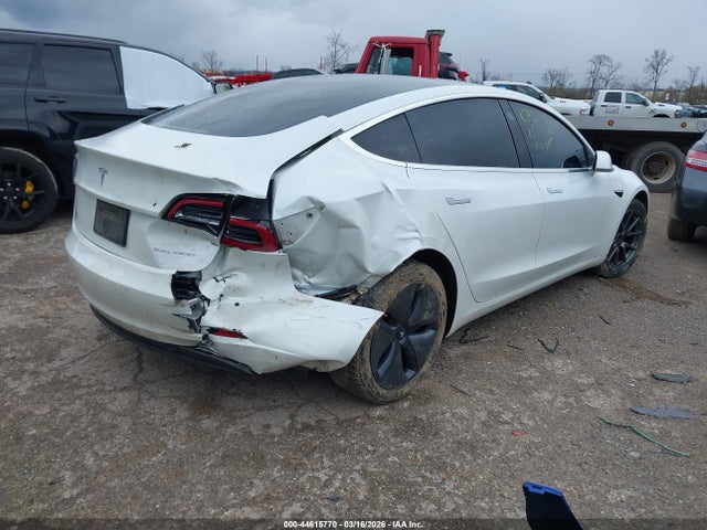 44615770 :رقم المزاد ، 5YJ3E1EB9LF665676 vin ، 2020 Tesla Model 3 Long Range Dual Motor All-wheel Drive مزاد بيع
