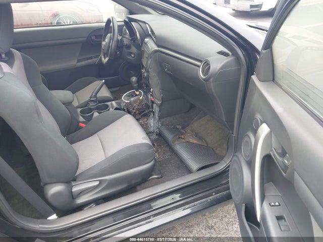 2015 SCION TC JTKJF5C77FJ009959 Photo 4