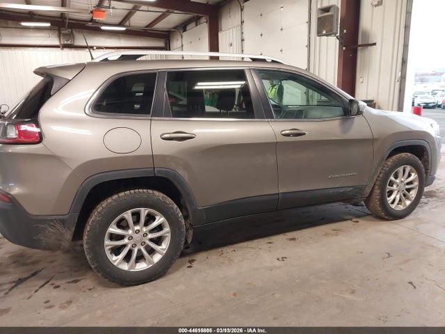 Jeep Cherokee Latitude 4x4 2019 1C4PJMCB4KD406746 Image 6