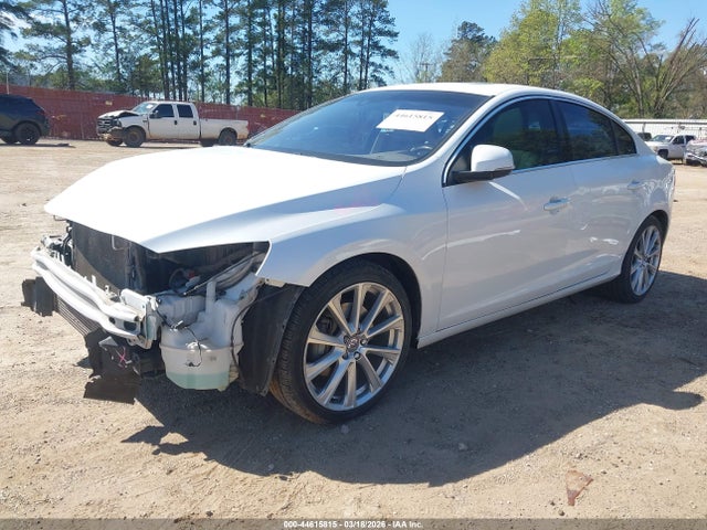 44615815 :رقم المزاد ، LYV402TK4JB156590 vin ، 2018 Volvo S60 Inscription T5 مزاد بيع