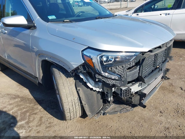 3GKALTEV1JL302052 GMC Terrain Sle
