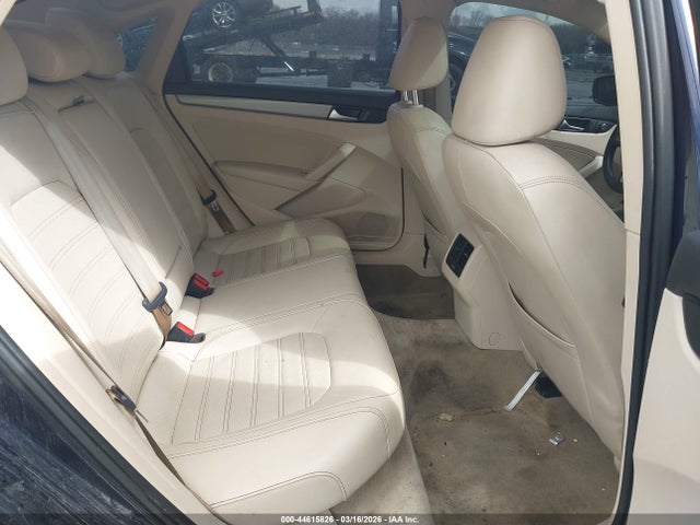2015 Volkswagen Passat 1.8t Se მანქანა იყიდება აუქციონზე, vin: 1VWBT7A38FC003069, აუქციონის ნომერი: 44615826