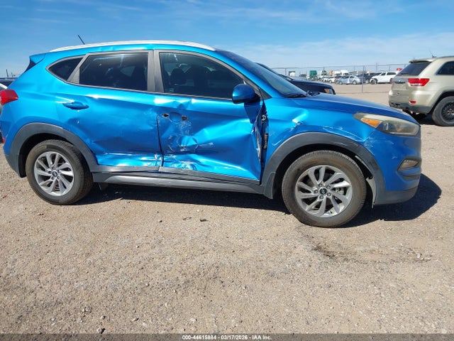 KM8J33A4XGU211204 Hyundai TUCSON SE