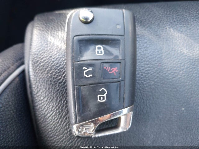 2018 VOLKSWAGEN GOLF R WVWWF7AU7JW070967 Photo 10