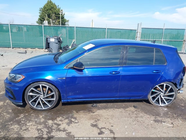 2018 Volkswagen Golf R 2.0t W/dcc   Navigation მანქანა იყიდება აუქციონზე, vin: WVWWF7AU7JW070967, აუქციონის ნომერი: 44615919