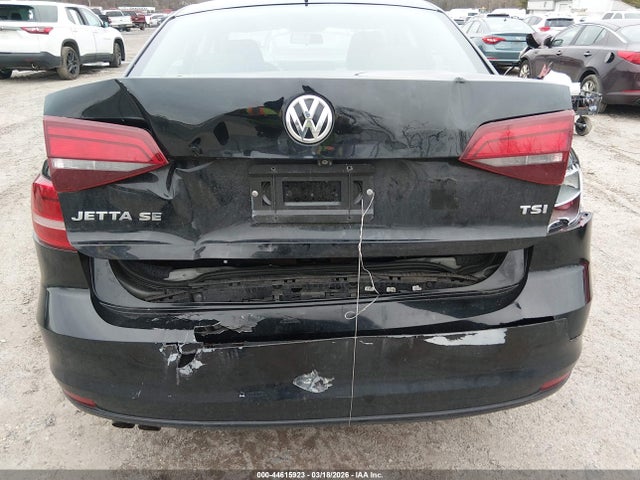 44615923 :رقم المزاد ، 3VWD67AJ6GM226547 vin ، 2016 Volkswagen Jetta 1.4t Se مزاد بيع