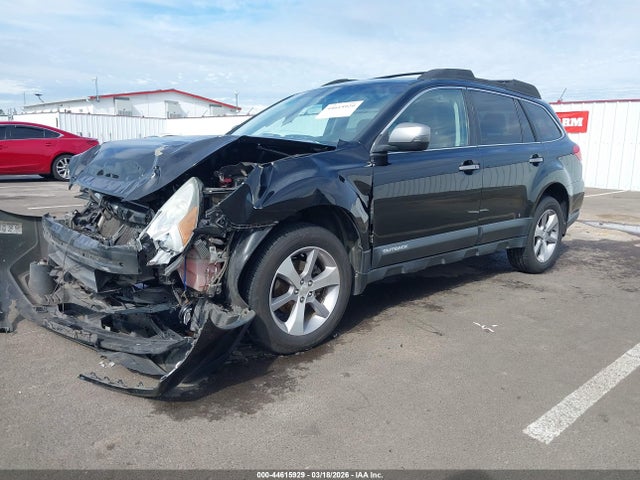 44615929 :رقم المزاد ، 4S4BRBSC2D3282188 vin ، 2013 Subaru Outback 2.5i Limited مزاد بيع