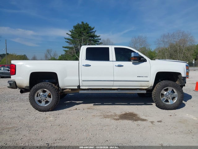 1GC1KWEY4JF134282 Chevrolet Silverado 2500hd Ltz