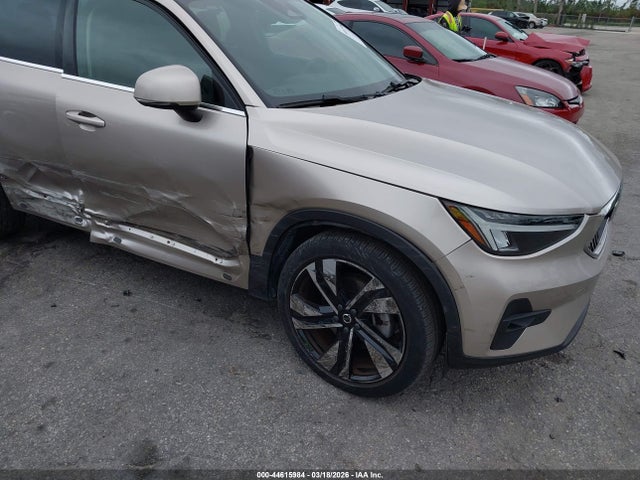 2023 VOLVO XC40 YV4L12UE5P2952032 Photo 5