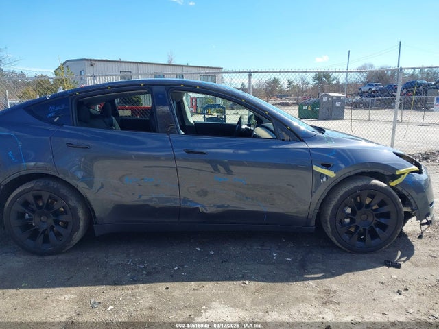 7SAYGDEE1NA009003 Tesla Model Y Long Range Dual Motor All-wheel Drive