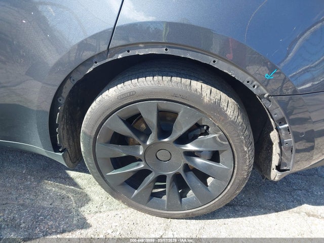 7SAYGDEE1NA009003 Tesla Model Y Long Range Dual Motor All-wheel Drive