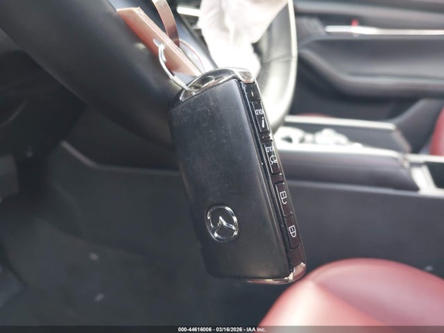 44616006 :رقم المزاد ، 3MZBPBCM2SM465942 vin ، 2025 Mazda Mazda3 مزاد بيع