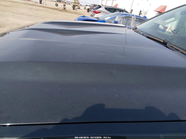 1GCRCREH2JZ289817 Chevrolet Silverado 1500 1lt