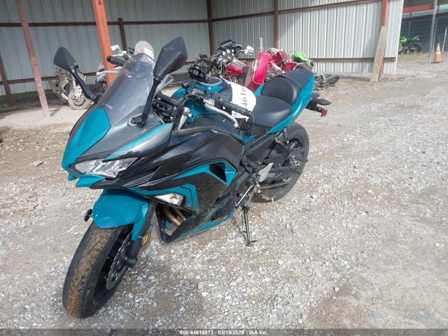 2021 KAWASAKI EX650 ML5EXEM15MDA33038 Photo 1