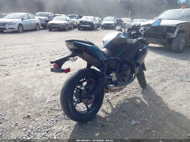 2021 KAWASAKI EX650 ML5EXEM15MDA33038 Photo 3