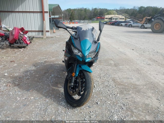 2021 KAWASAKI EX650 ML5EXEM15MDA33038 Photo 4