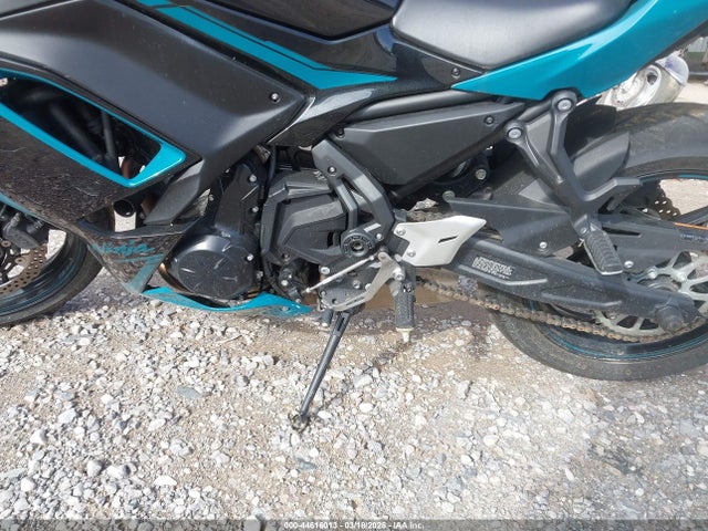 2021 KAWASAKI EX650 ML5EXEM15MDA33038 Photo 8