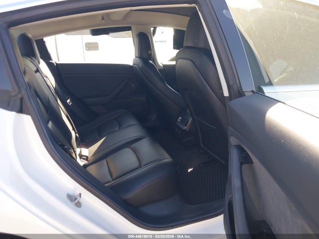 Продажа на аукционе авто 2018 Tesla Model 3, vin: 5YJ3E1EA6JF019659, номер лота: 44616015