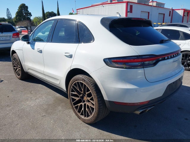2021 PORSCHE MACAN WP1AB2A59MLB35405 Photo 2