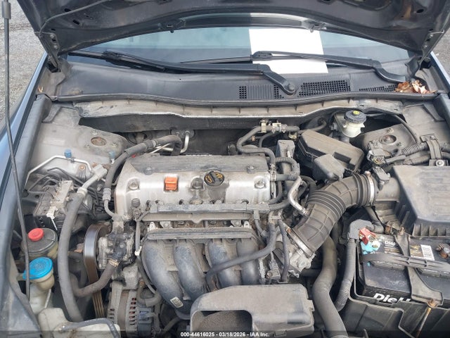 44616025 :رقم المزاد ، 1HGCP2F35BA155521 vin ، 2011 Honda Accord 2.4 Lx مزاد بيع