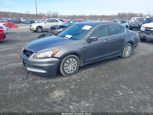 44616025 :رقم المزاد ، 1HGCP2F35BA155521 vin ، 2011 Honda Accord 2.4 Lx مزاد بيع