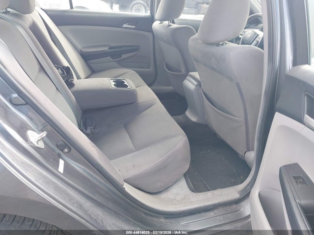 44616025 :رقم المزاد ، 1HGCP2F35BA155521 vin ، 2011 Honda Accord 2.4 Lx مزاد بيع