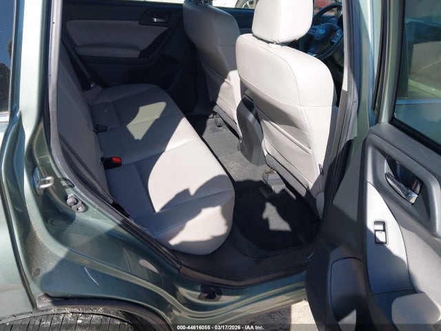 44616055 :رقم المزاد ، JF2SJAHC4FH413352 vin ، 2015 Subaru Forester 2.5i Limited مزاد بيع