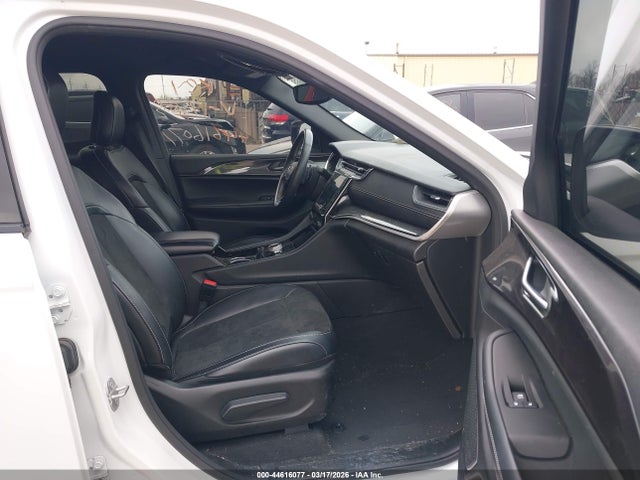 44616077 :رقم المزاد ، 1C4RJJAG8M8175805 vin ، 2021 Jeep Grand Cherokee L Altitude 4x2 مزاد بيع