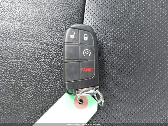 44616120 :رقم المزاد ، 3C4NJDFN1PT504034 vin ، 2023 Jeep Compass Latitude Lux Fwd مزاد بيع