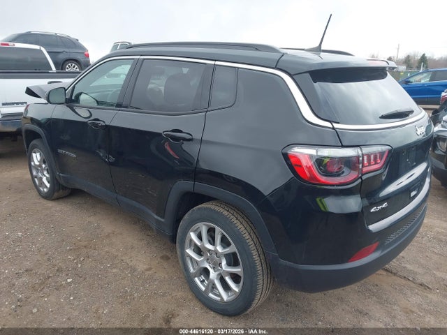 44616120 :رقم المزاد ، 3C4NJDFN1PT504034 vin ، 2023 Jeep Compass Latitude Lux Fwd مزاد بيع
