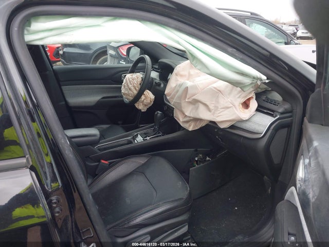 44616120 :رقم المزاد ، 3C4NJDFN1PT504034 vin ، 2023 Jeep Compass Latitude Lux Fwd مزاد بيع