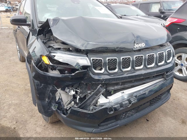 44616120 :رقم المزاد ، 3C4NJDFN1PT504034 vin ، 2023 Jeep Compass Latitude Lux Fwd مزاد بيع