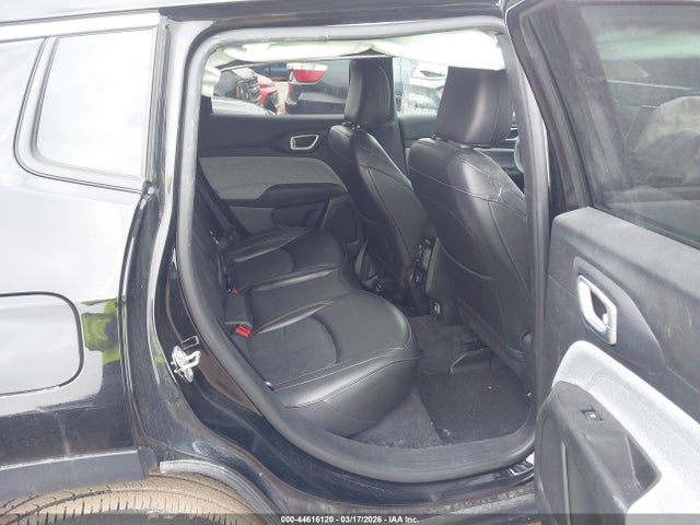 44616120 :رقم المزاد ، 3C4NJDFN1PT504034 vin ، 2023 Jeep Compass Latitude Lux Fwd مزاد بيع