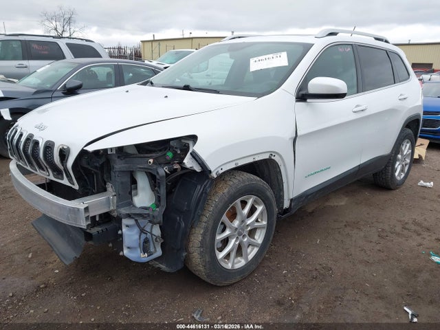 Продажа на аукционе авто 2015 Jeep Cherokee Latitude, vin: 1C4PJMCB5FW591304, номер лота: 44616131