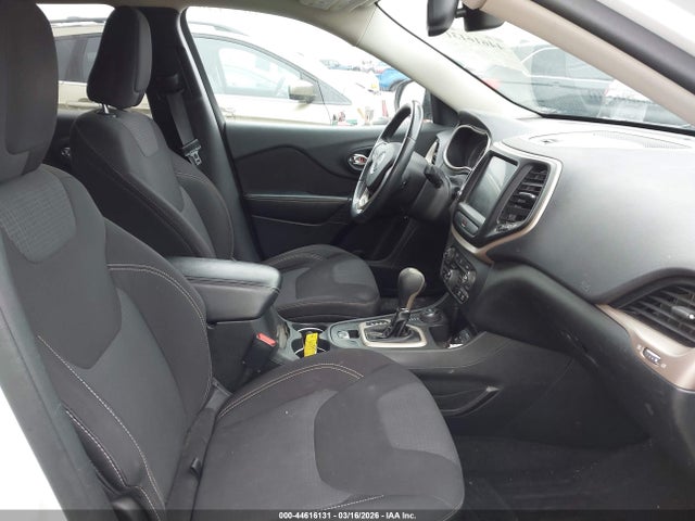 Продажа на аукционе авто 2015 Jeep Cherokee Latitude, vin: 1C4PJMCB5FW591304, номер лота: 44616131