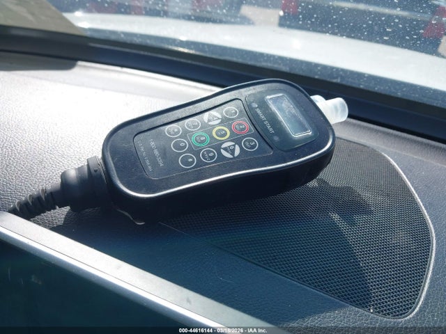 2019 Mercedes-benz Glc 300 მანქანა იყიდება აუქციონზე, vin: WDC0G4JB9KV163619, აუქციონის ნომერი: 44616144
