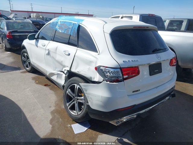 2019 MERCEDES-BENZ GLC 300 WDC0G4JB9KV163619 Photo 2
