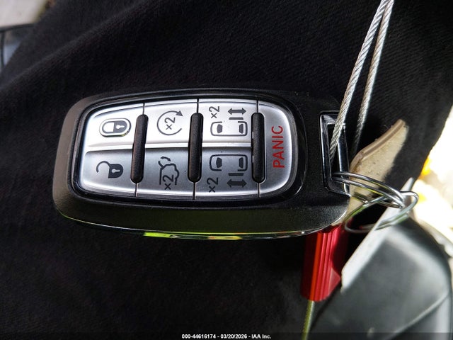Продаж на аукціоні авто 2018 Chrysler Pacifica Touring L, vin: 2C4RC1BG8JR353351, номер лоту: 44616174
