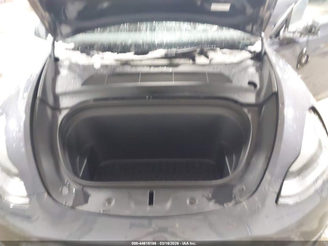 Продаж на аукціоні авто 2023 Tesla Model Y Awd/long Range Dual Motor All-wheel Drive, vin: 7SAYGDEE7PF805860, номер лоту: 44616186