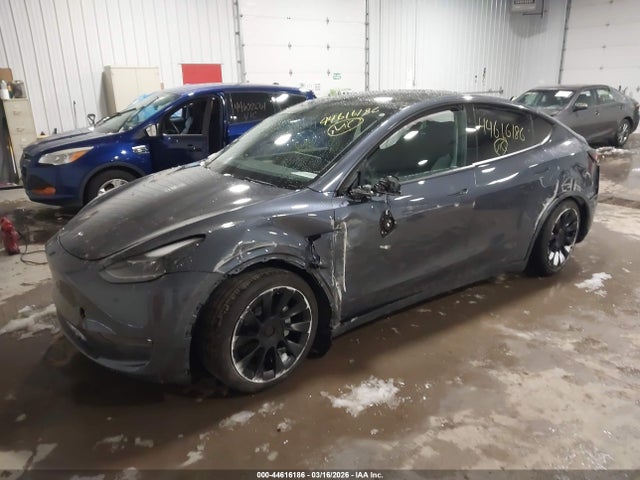 Продаж на аукціоні авто 2023 Tesla Model Y Awd/long Range Dual Motor All-wheel Drive, vin: 7SAYGDEE7PF805860, номер лоту: 44616186