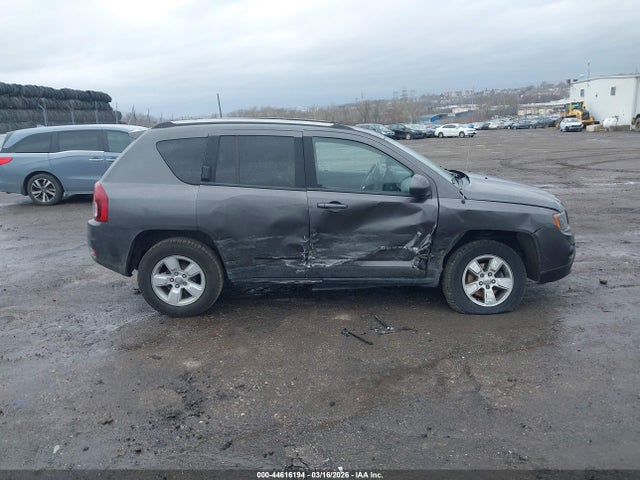 Jeep Compass Latitude 2016 1C4NJCEA9GD744768 Image 13