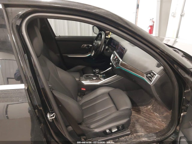 Продаж на аукціоні авто 2019 Bmw 330i Xdrive, vin: WBA5R7C58KAJ87252, номер лоту: 44616198