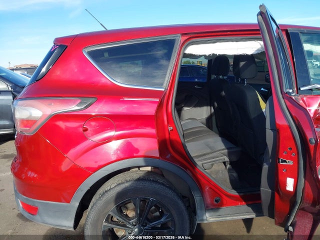 1FMCU0GD6HUB02381 Ford ESCAPE SE