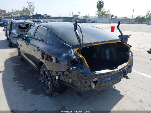 5XXG64J23NG155023 KIA K5 Gt-line