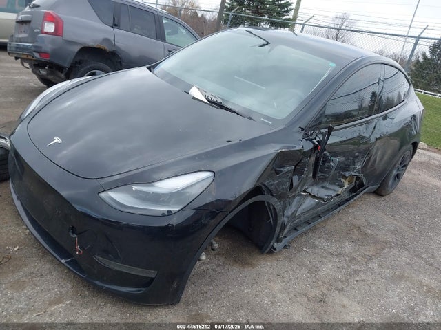 Продаж на аукціоні авто 2024 Tesla Model Y Long Range Dual Motor All-wheel Drive, vin: 7SAYGDEE8RA294630, номер лоту: 44616212