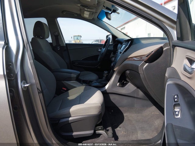 5NMZT3LB0HH017731 Hyundai Santa Fe Sport 2.4l